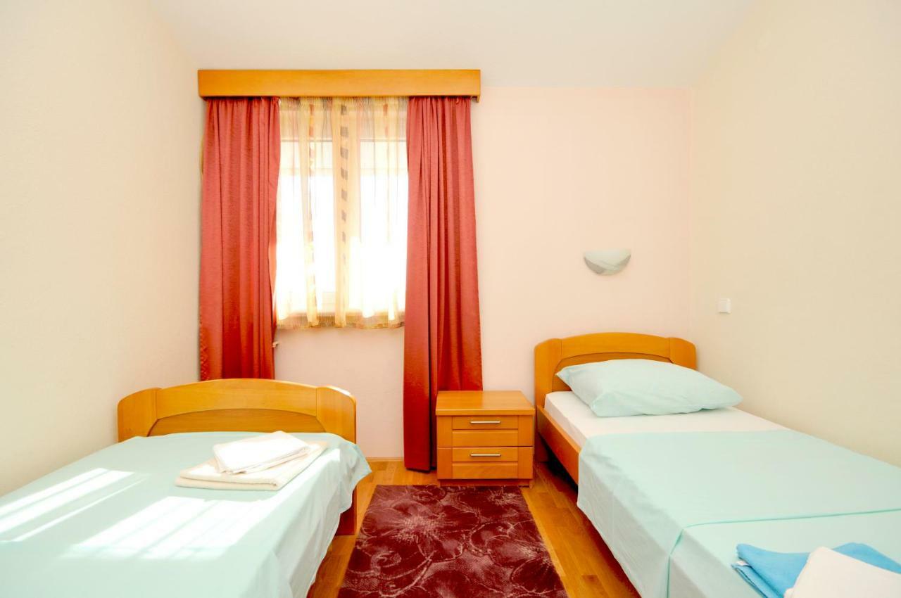 Apartman Beric Trogir Exterior foto